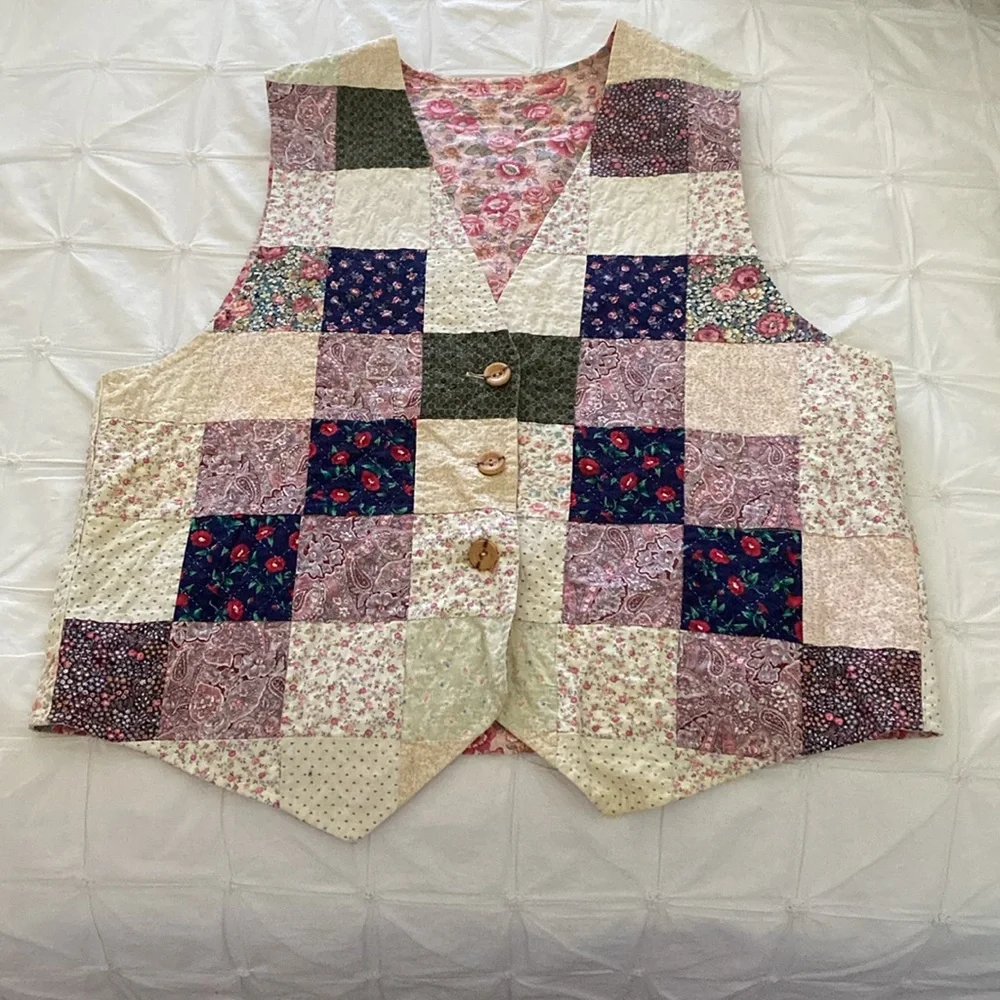 Patchwork Quilted Vest - Picture 4 of 8
